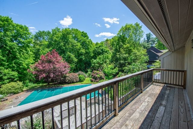 15 Wilshire Dr, Sparta Twp., NJ 07871