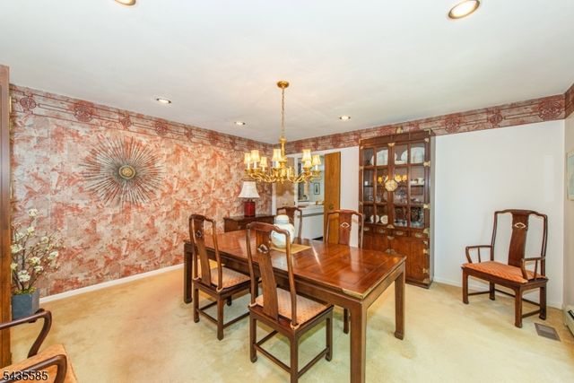 15 Wilshire Dr, Sparta Twp., NJ 07871