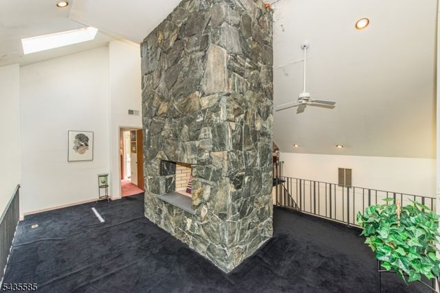 15 Wilshire Dr, Sparta Twp., NJ 07871