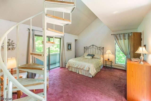 15 Wilshire Dr, Sparta Twp., NJ 07871