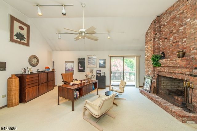 15 Wilshire Dr, Sparta Twp., NJ 07871
