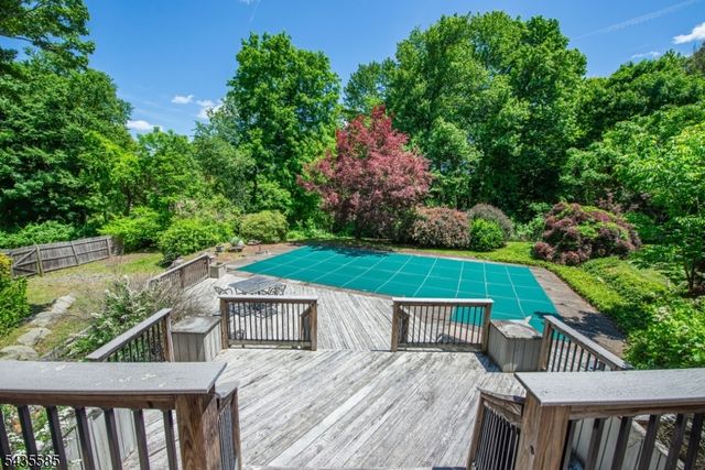15 Wilshire Dr, Sparta Twp., NJ 07871