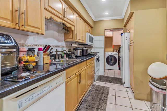 5801 W 2nd Ct, Hialeah, FL 33012