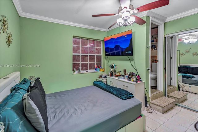 5801 W 2nd Ct, Hialeah, FL 33012