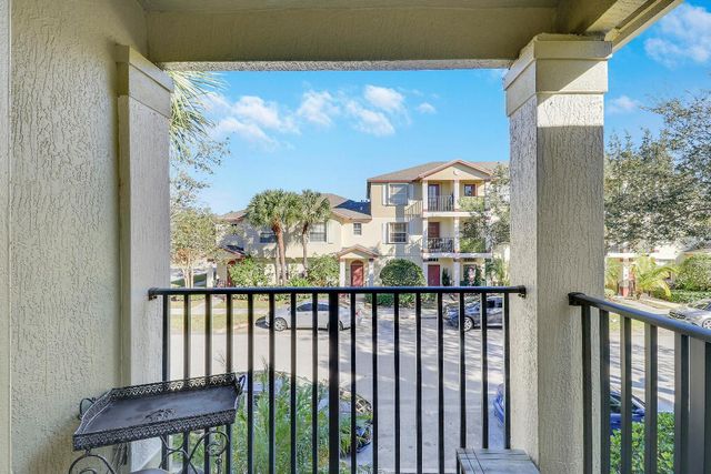 1888 SE High Springs Drive, Port St. Lucie, Port St Lucie, FL 34952