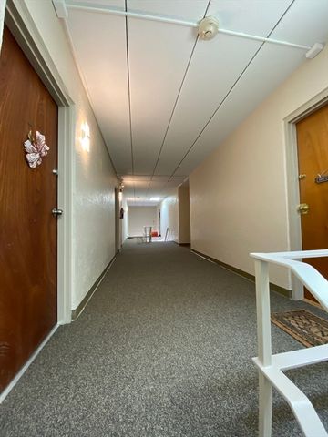 40 High St 308, Dedham, MA 02026