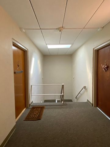 40 High St 308, Dedham, MA 02026