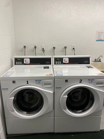 40 High St 308, Dedham, MA 02026