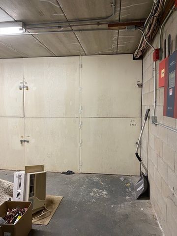 40 High St 308, Dedham, MA 02026