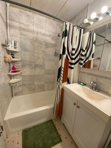 40 High St 308, Dedham, MA 02026