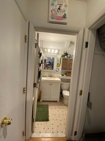 40 High St 308, Dedham, MA 02026