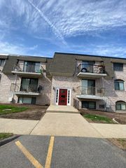 40 High St 308, Dedham, MA 02026