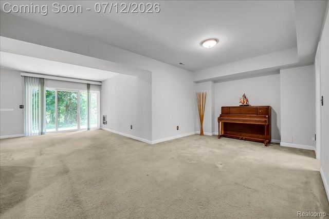 37418 Legends Trail Drive, Farmington Hills, MI 48331