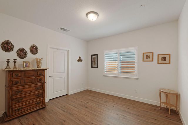 1104 Audrey Ct, Galt, CA 95632