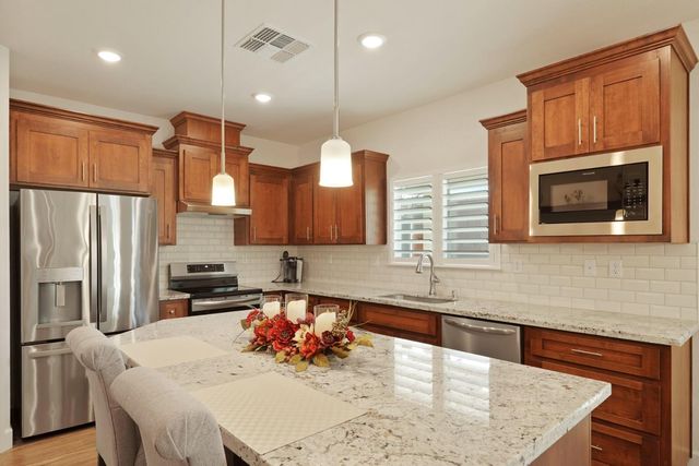 1104 Audrey Ct, Galt, CA 95632