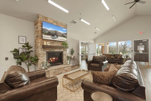 1104 Audrey Ct, Galt, CA 95632