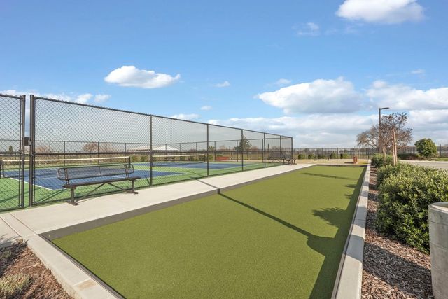 1104 Audrey Ct, Galt, CA 95632