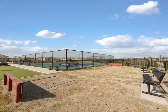 1104 Audrey Ct, Galt, CA 95632