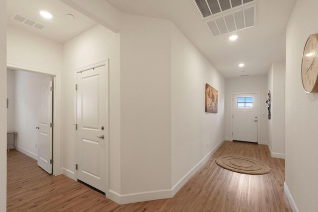 1104 Audrey Ct, Galt, CA 95632