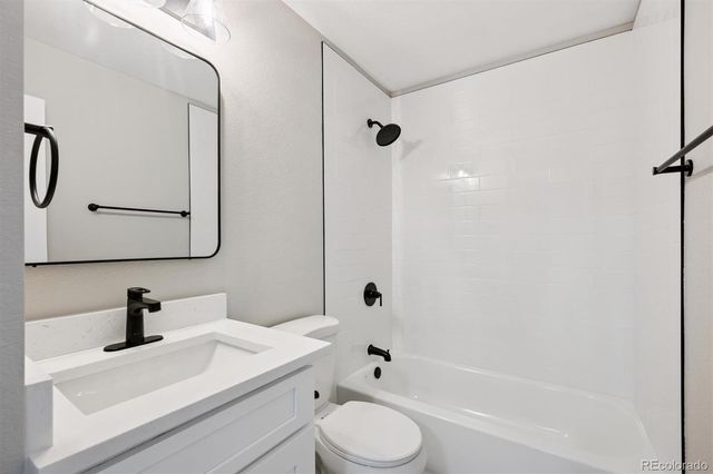 17208 E Florida Place, Aurora, CO 80017