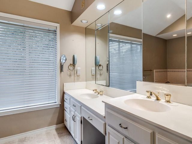 6130 Walnut Hill Lane, Dallas, TX 75230