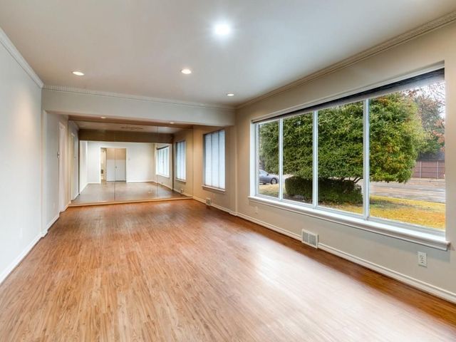 6130 Walnut Hill Lane, Dallas, TX 75230
