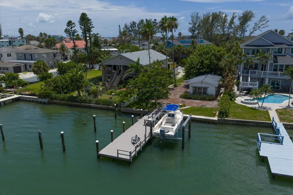 8405 BAYSHORE DRIVE, Treasure Island, FL 33706