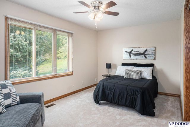 22132 Riverside Drive, Omaha, NE 68022