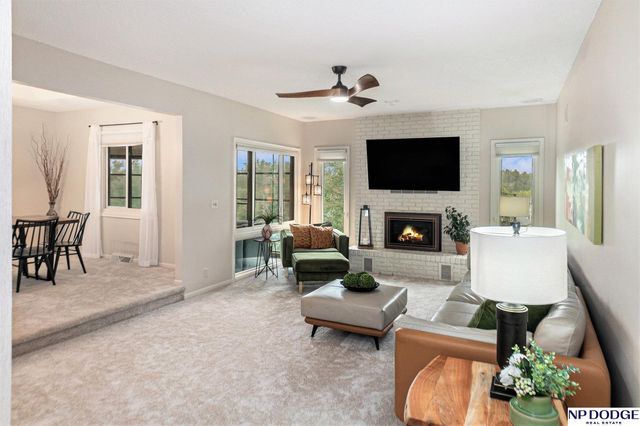 22132 Riverside Drive, Omaha, NE 68022