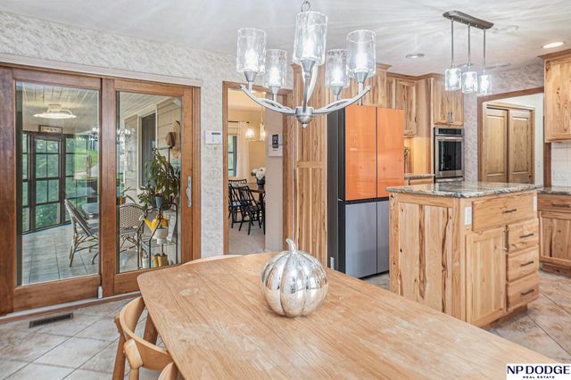 22132 Riverside Drive, Omaha, NE 68022