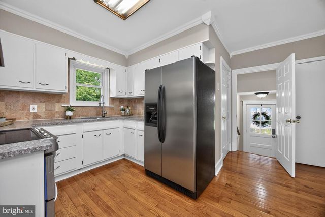 355 E LINFIELD TRAPPE RD, Royersford, PA 19468