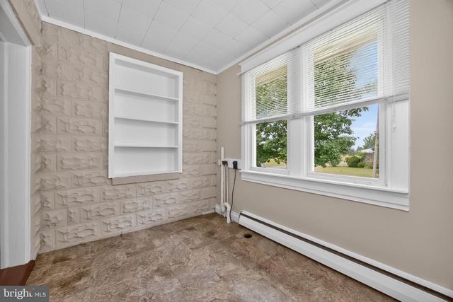 355 E LINFIELD TRAPPE RD, Royersford, PA 19468
