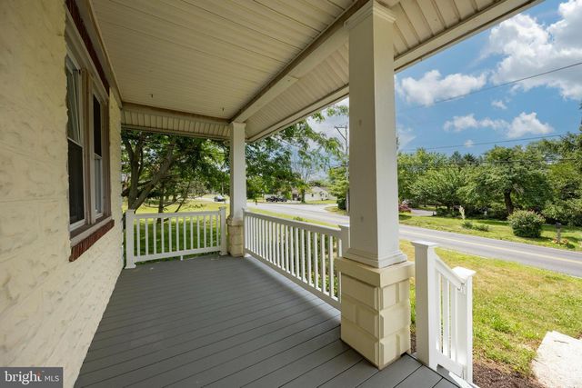 355 E LINFIELD TRAPPE RD, Royersford, PA 19468