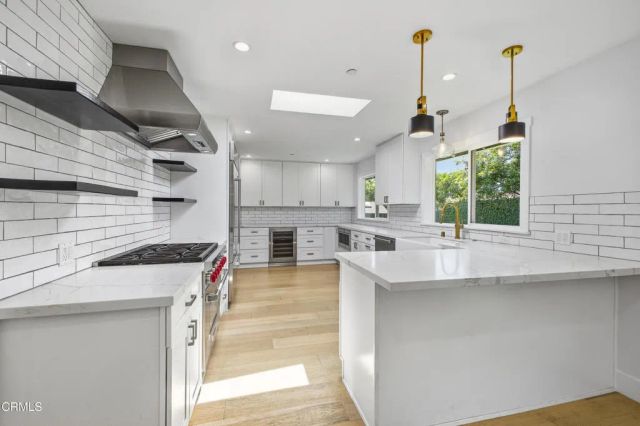 77 Ross Place, Sierra Madre, CA 91024
