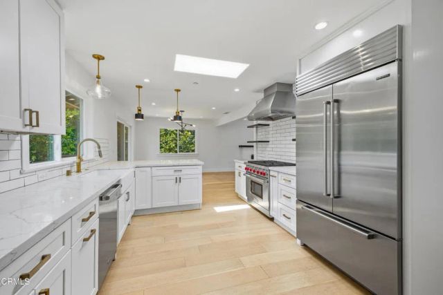 77 Ross Place, Sierra Madre, CA 91024