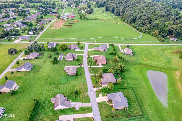 105 Shadden Springs, Gray, TN 37615