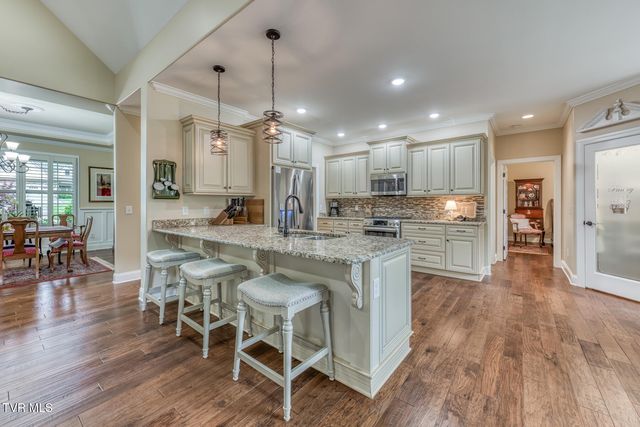 105 Shadden Springs, Gray, TN 37615
