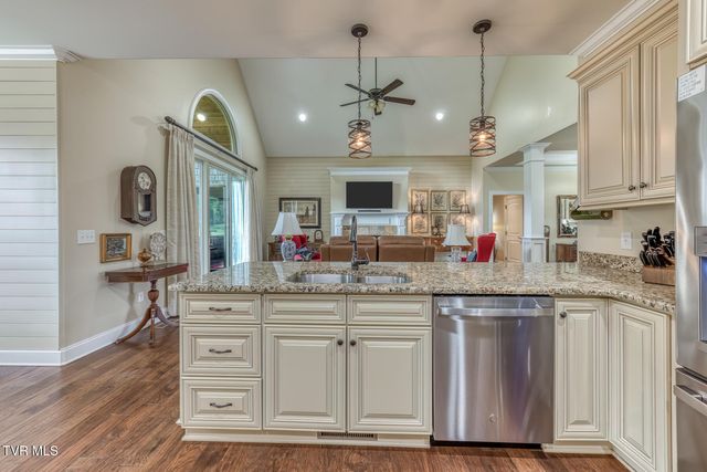 105 Shadden Springs, Gray, TN 37615