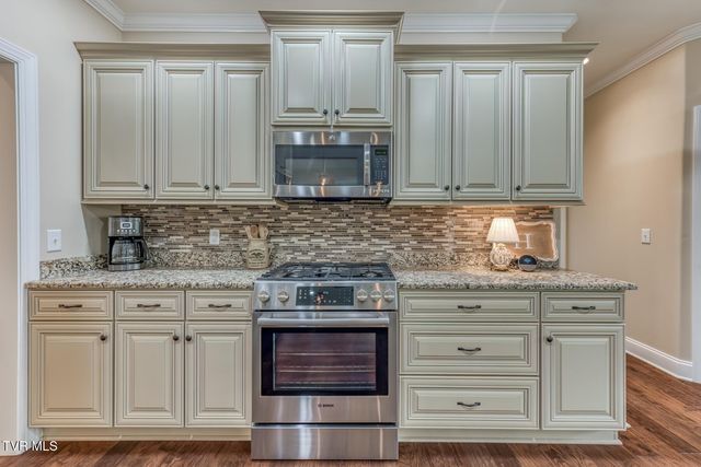 105 Shadden Springs, Gray, TN 37615