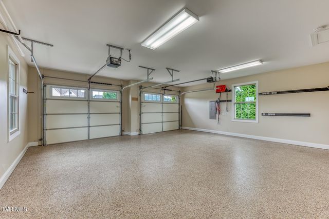 105 Shadden Springs, Gray, TN 37615