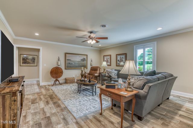 105 Shadden Springs, Gray, TN 37615
