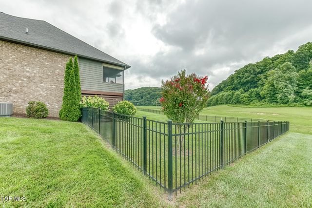105 Shadden Springs, Gray, TN 37615