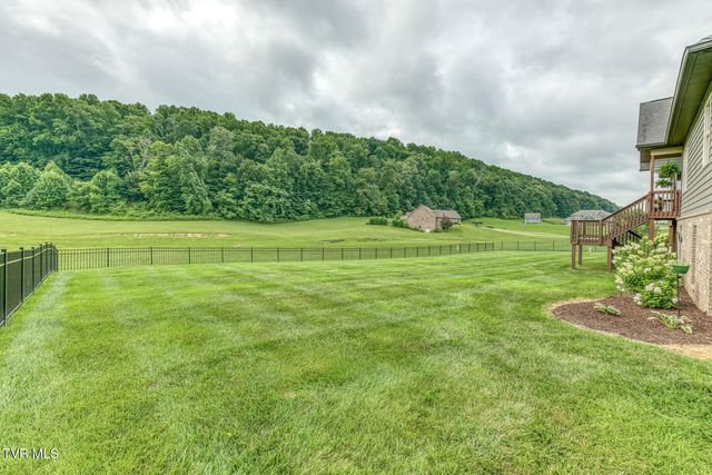 105 Shadden Springs, Gray, TN 37615