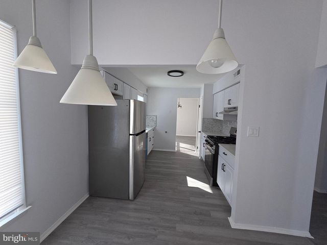 70 SUBURBAN BLVD, Delran, NJ 08075