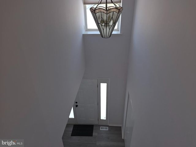 70 SUBURBAN BLVD, Delran, NJ 08075