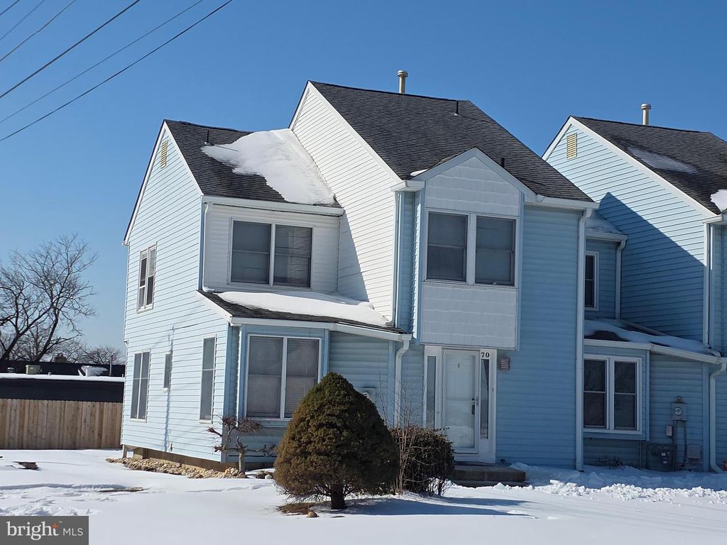 70 SUBURBAN BLVD, Delran, NJ 08075