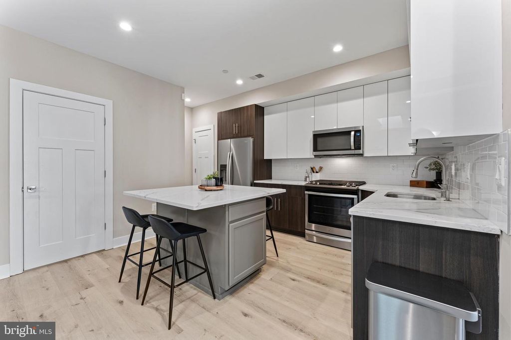 818 NW KENNEDY ST NW #9, Washington, DC 20011