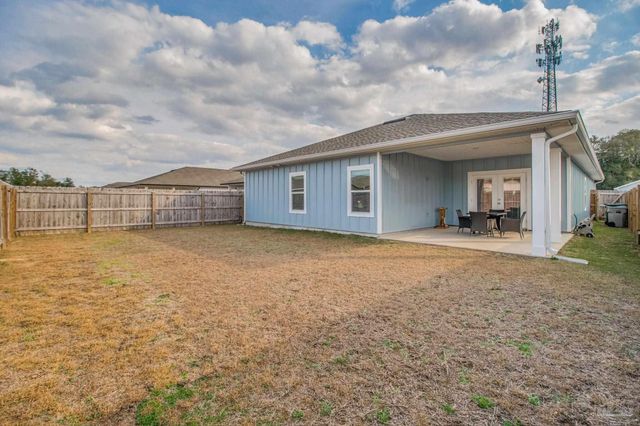 6521 Paso Fino Drive, Bellview, FL 32526