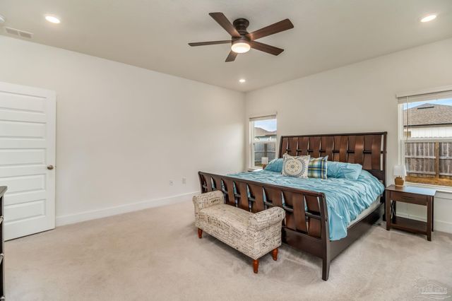 6521 Paso Fino Drive, Bellview, FL 32526