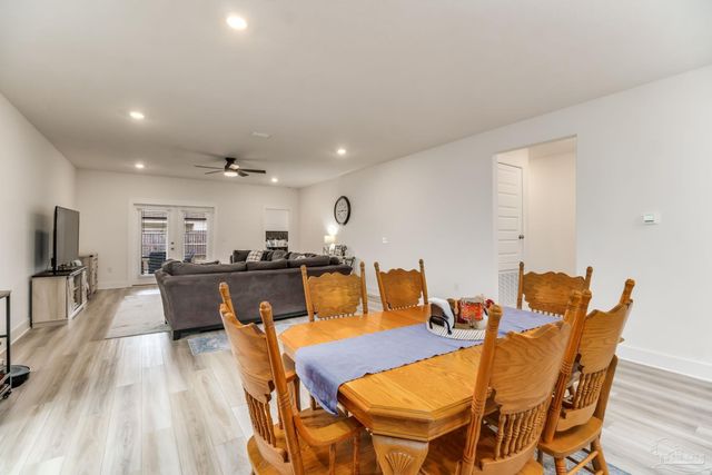 6521 Paso Fino Drive, Bellview, FL 32526